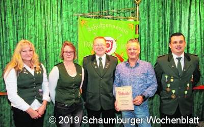 Der Schützenverein ehrt und befördert Mitglieder