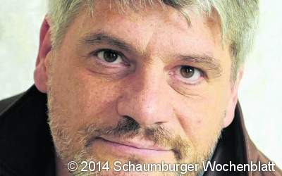 Weltliterat Schrott liest aus seinem neuen Werk
