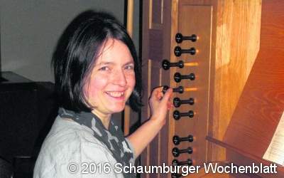 ﻿Nachtkonzert bei Kerzenschein