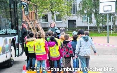 Sicher auf Straße und Bürgersteig unterwegs