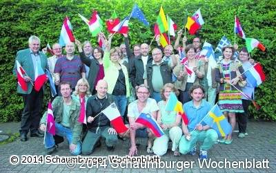 Die Flagge für Demokratie hochhalten