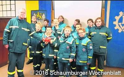 Jugendgruppe des THW erhält Spende von 45 Euro