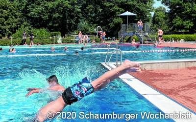 Ein heißes Wochenende im Freibad