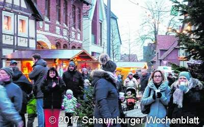 Rappelvoller Marktplatz und super Stimmung