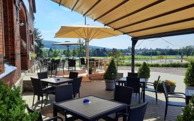 Den Frühling auf der Sonnenterrasse genießen