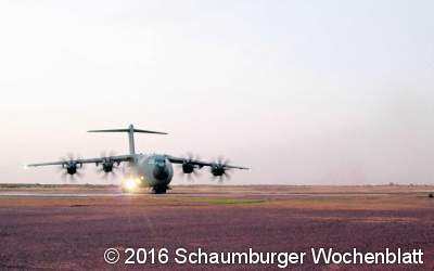 A400M bringt Drohne nach Afrika