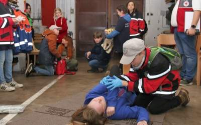 Blutung stillen und kreative Bilder erstellen