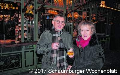 Engel, Elfen und der Weihnachtsmann Weihnachtszauber auf Schloss Bückeburg / Jährliche Tradition in der Vorweihnachtszeit / Vielfältiges Programm