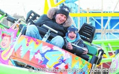 Den Jahrmarkttrubel mit
der Shoppingtour verbinden