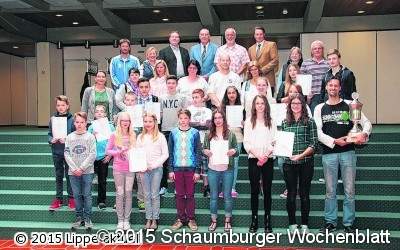 An-Huef-Pokal für die Grundschule Wasserfuhr