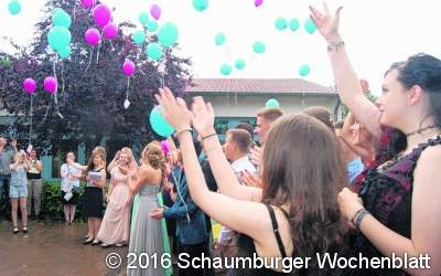 Luftballons mit Zukunftswünschen