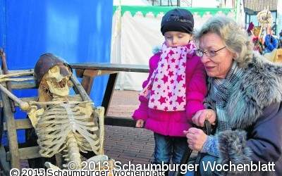 Magier, Feuerspucker und Dudelsäckler