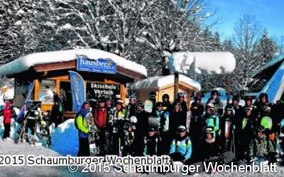 Neuschnee erfreut Ski- und Snowboardfahrer
