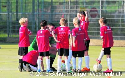 96-Fußballschule ist wieder im Lankreis unterwegs