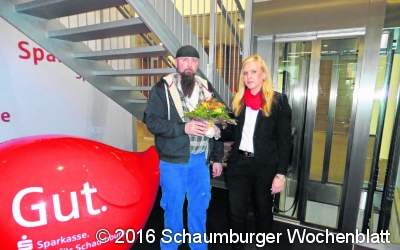Sparkassen-Kunde gewinnt 5000 Euro