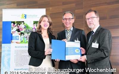 Die Bürgerstiftung Schaumburg erhält erneut Gütesiegel verliehen