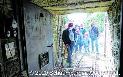 Mit Mundschutz bis zum Grubenbahnhof
