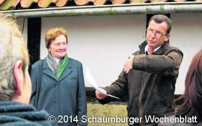 Zum Auftakt klopft Siegfried Kernen 