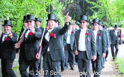 Im Rottzelt und auf dem Marsch in bester Laune