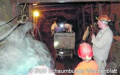 Nur mit Mundschutz dürfen Besucher zum Grubenbahnhof