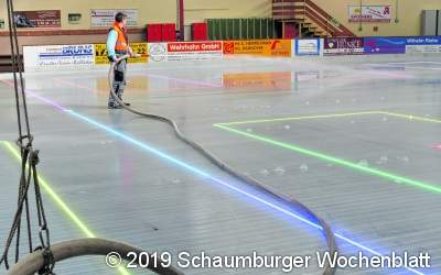 Das neue Eis ist jetzt schon perfekt für die Saison