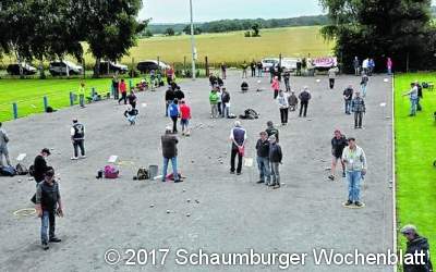 Spieler reisen zum Boule aus ganz Deutschland an