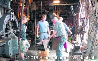 Bis vor dreizehn Jahren hat der Eisenhammer  hier noch Spaten und Hacken produziert