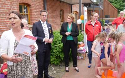 Im Kindergarten startet Pool-Tour durchs Land 