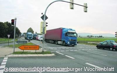 Zahlreiche Lastwagenfahrer verstoßen gegen das geltende Durchfahrtsverbot