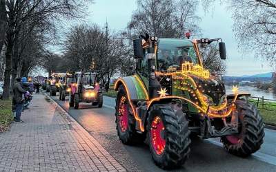 Leuchtende Trecker
sorgen für leuchtende Augen