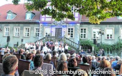 Traumhafter Sommerausklang vor historischer Kulisse