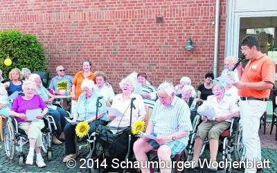 Sommerfest bei strahlendem Sonnenschein