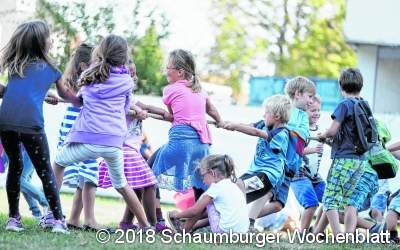 Kindern das Kommando übergeben