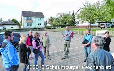 Ein Stück Parkplatz weicht einem Spielgerät