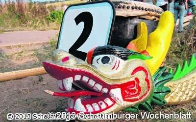 Auf die Drachen, fertig - und los geht es Start des vierten Rintelner Drachenbootrennens / 16 große und acht kleine Teams kämpfen um Sieg und Platz