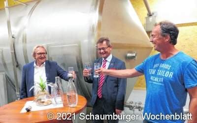 Täglich Trinkwasser
aus Meinsens Tiefe