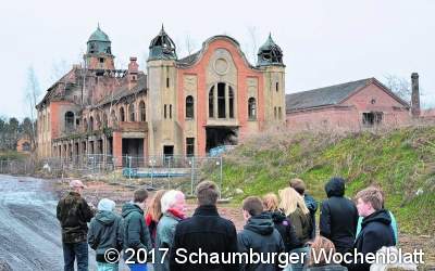 Schrägaufzug und öffentlicher Obstgarten