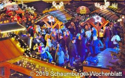 Gelungene Party in der Stadt