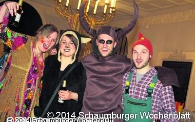Große Rosenmontagsfete im Ratskeller sorgt für Stimmung