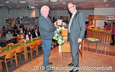 Für jedes Jahrzehnt ein Ball