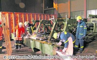 Feuerwehr und THW üben gemeinsam