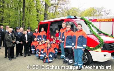 Neuer Einsatzleitwagen mit Funk- und PC-Technik