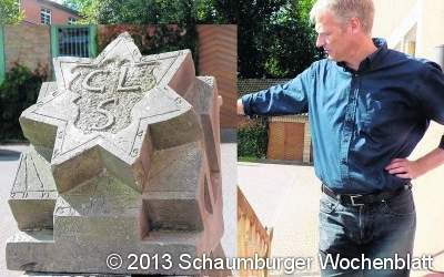 Fast 300 Jahre alte Sonnenuhr vermutlich aus Obernkirchener Sandstein hergestellt