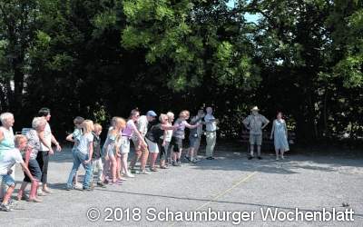 Voller Platz beim Boule
