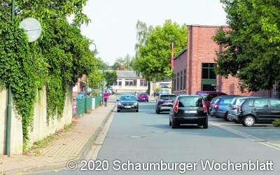 Zwei Häuser weichen
für bessere Verkehrsführung