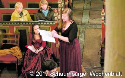 Chorstimmen und 
Solisten beeindrucken