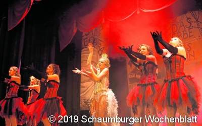 Zwischen Schein und Sein die Magie des Theaters erleben