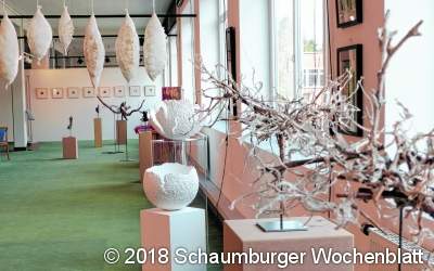 Harfenklänge zum Ausstellungsbeginn