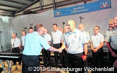 Besondere Ehrung für großes Engagement in der Feuerwehr