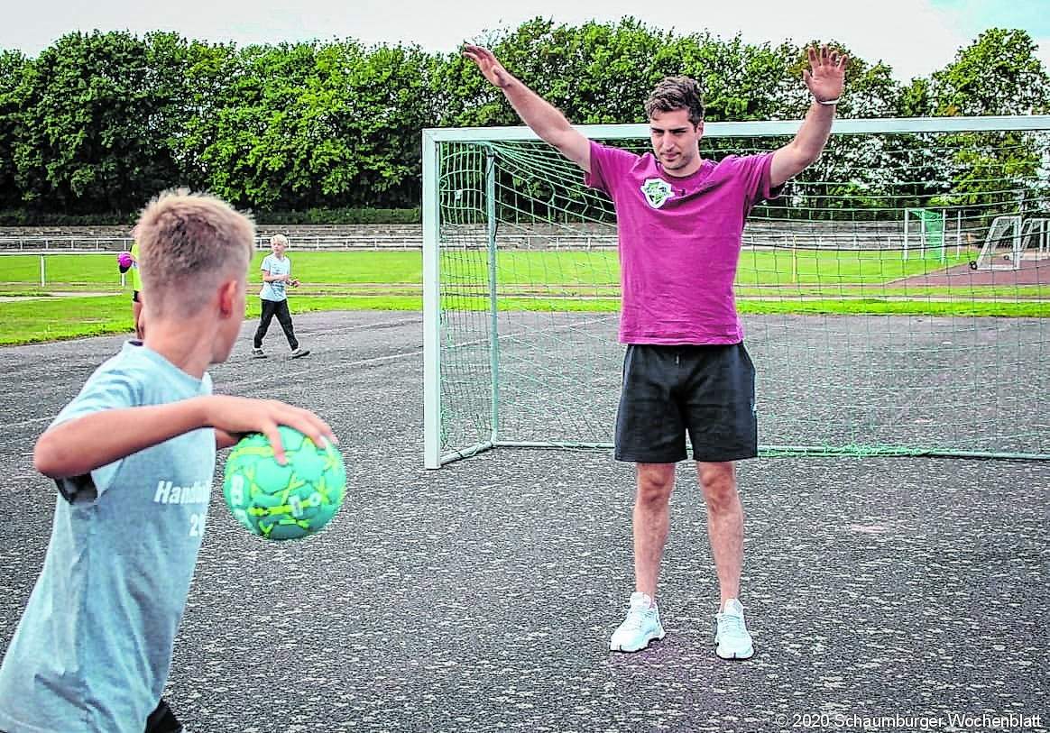 Schaumburger Wochenblatt Die Jungen Handballer Trainieren Eifrig 